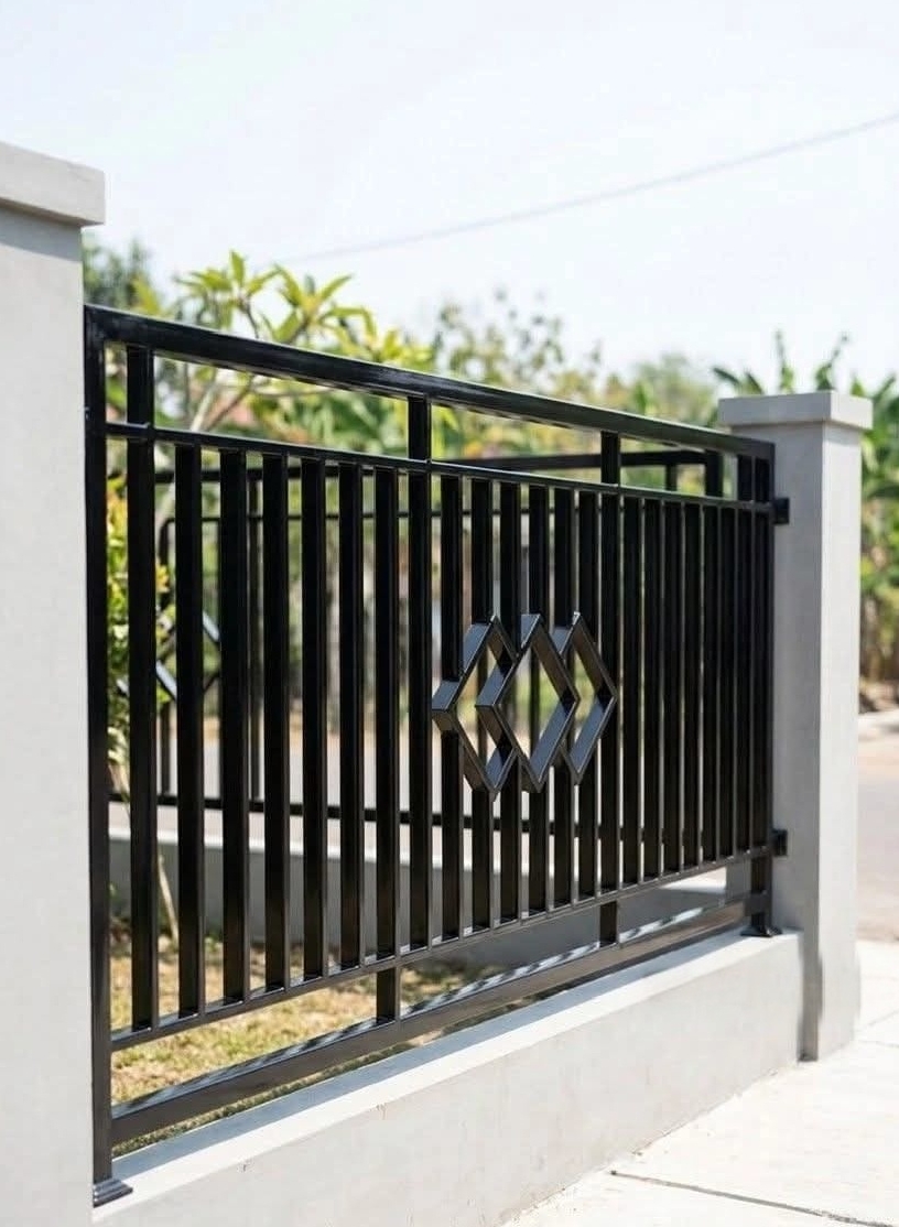 Foto pintu besi